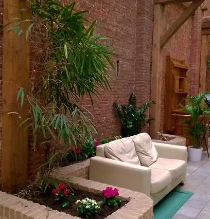 Apartment Gardens *